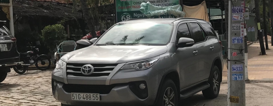 XE 7 CHỖ FORTUNER